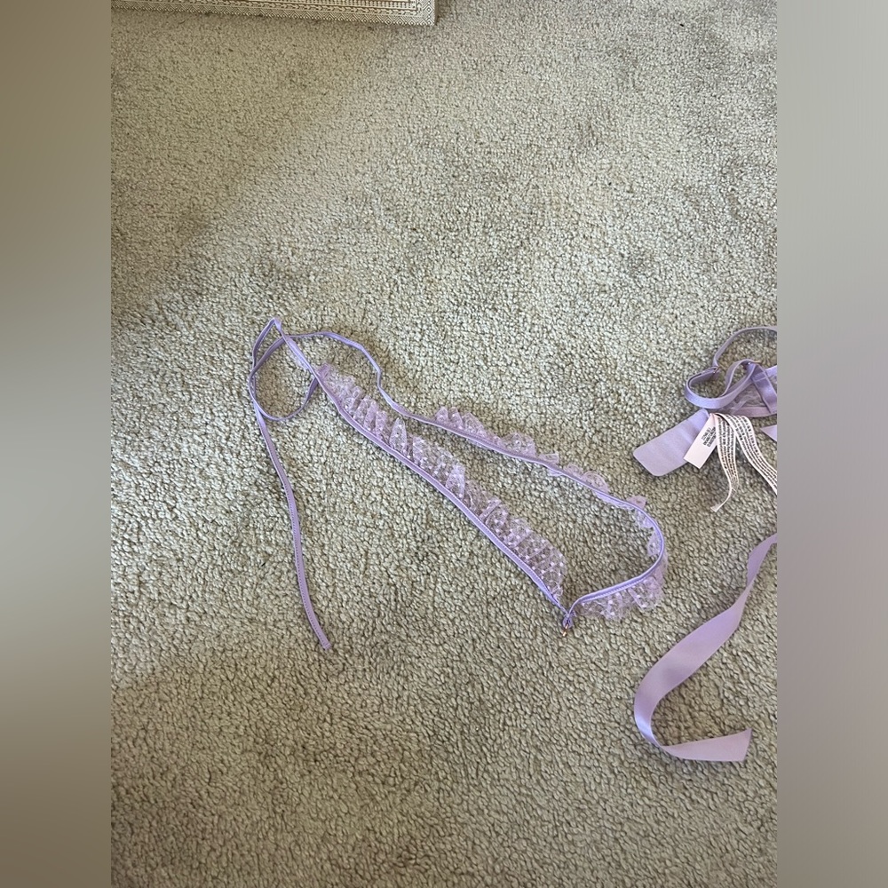 Victorias secret lavender lingerie - Picture 2 of 3